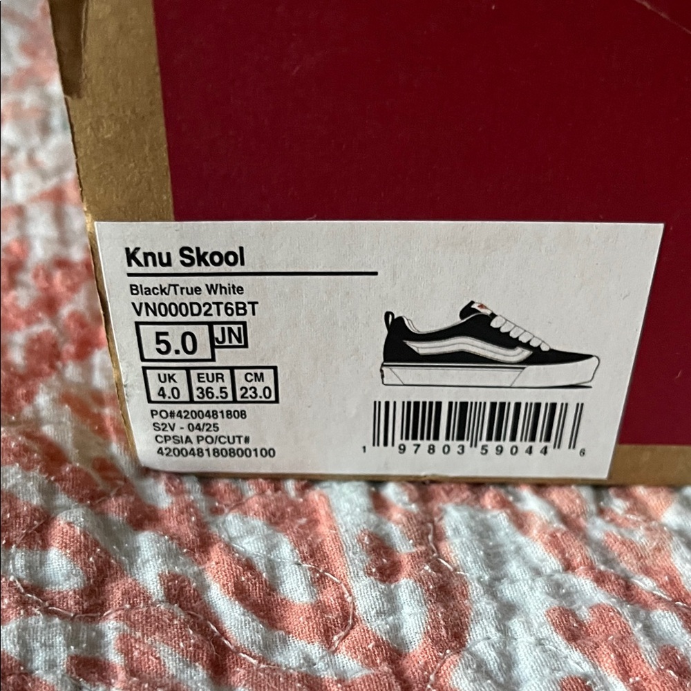 Vans Knu Skool Kids Sneakers - Black and White - Picture 6 of 8